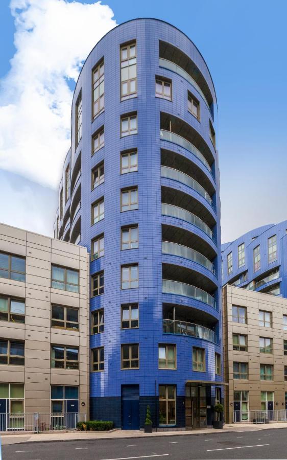 Bright & Cozy 1 Bdr Apt Wcharming Private Terrace Londres