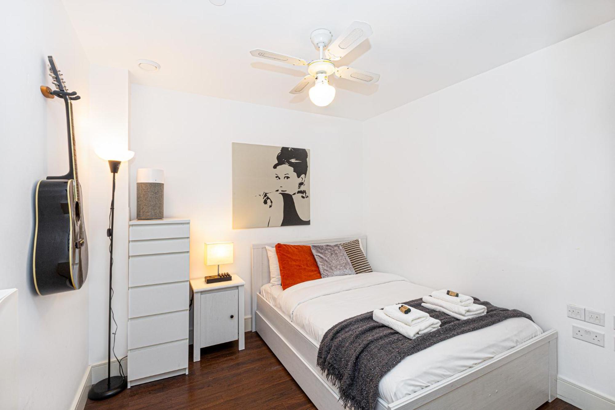 Bright & Cozy 1 Bdr Apt Wcharming Private Terrace Londres
