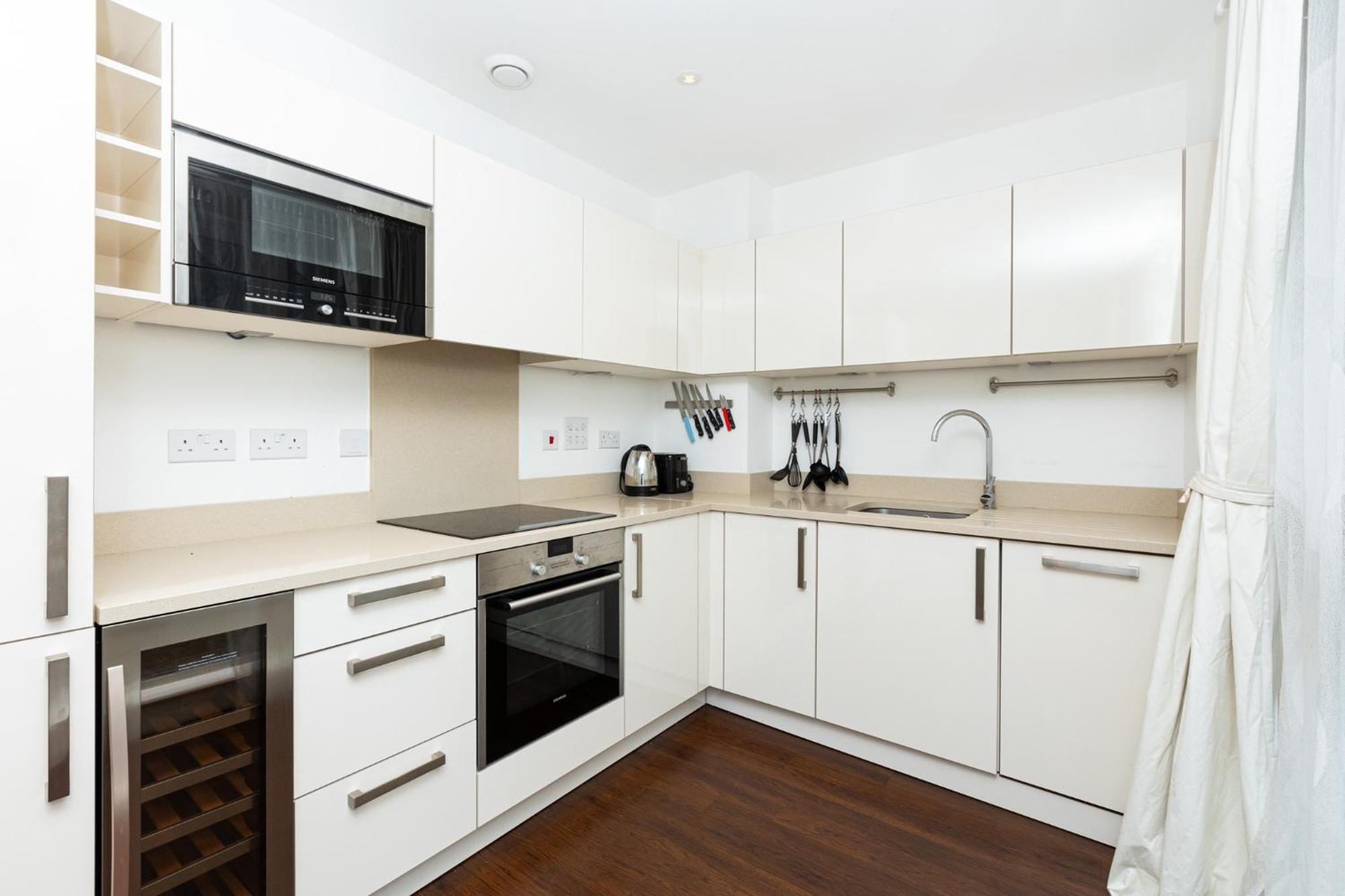 Bright & Cozy 1 Bdr Apt Wcharming Private Terrace * Londres