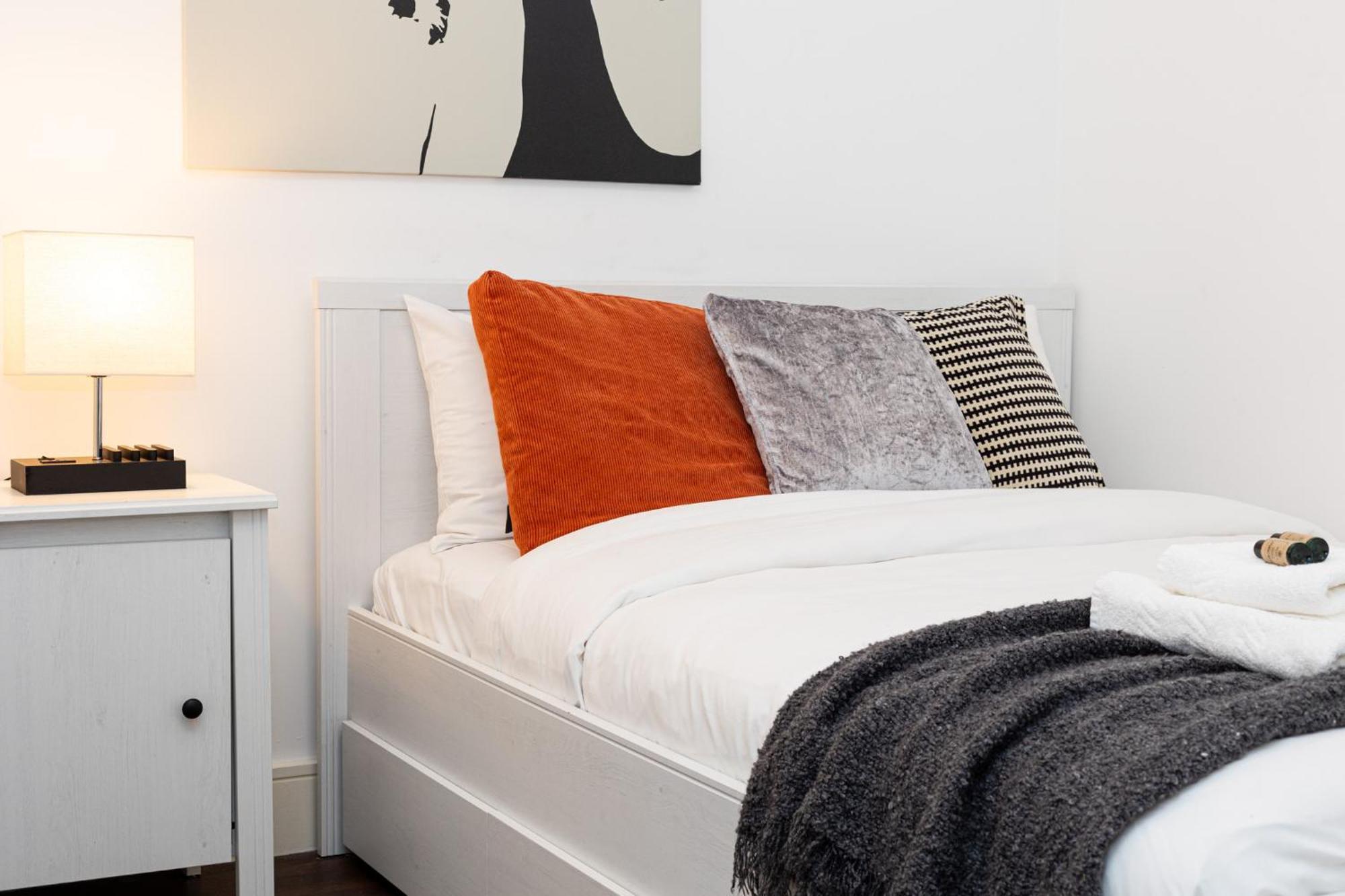 Bright & Cozy 1 Bdr Apt Wcharming Private Terrace Londres